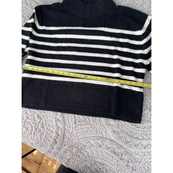 J. Crew Womens Chunky Crewneck Black White Sweater in Supersoft Yarn Size L, NWT - Picture 7 of 9